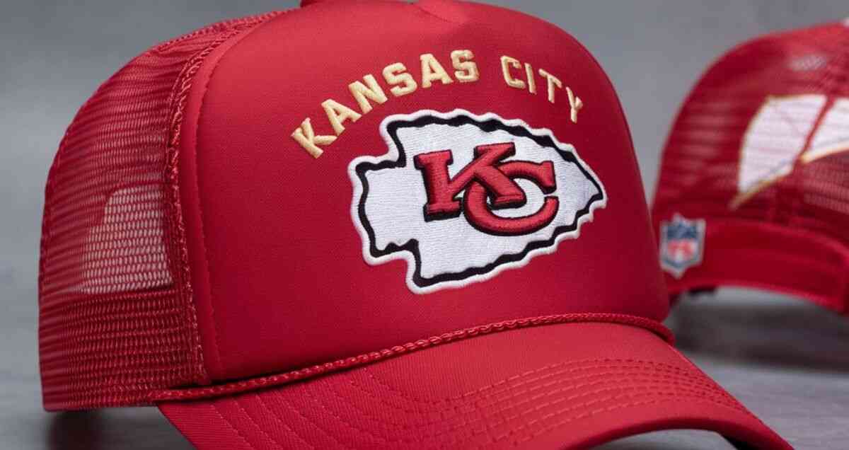 Kansas City Chiefs Promenade Trucker Hat​